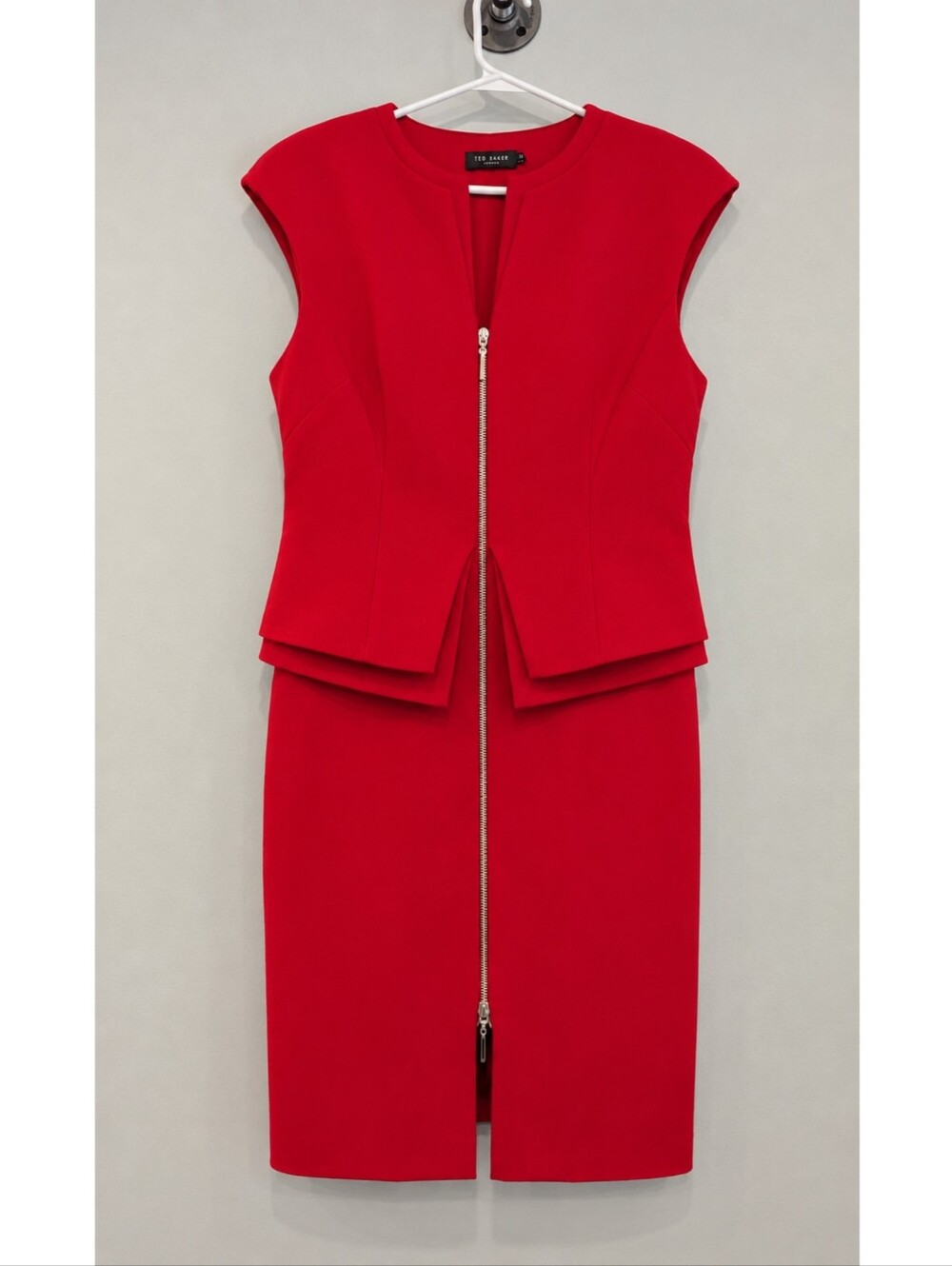 Ted Baker Jamthum Red Structured Dress Size 8
